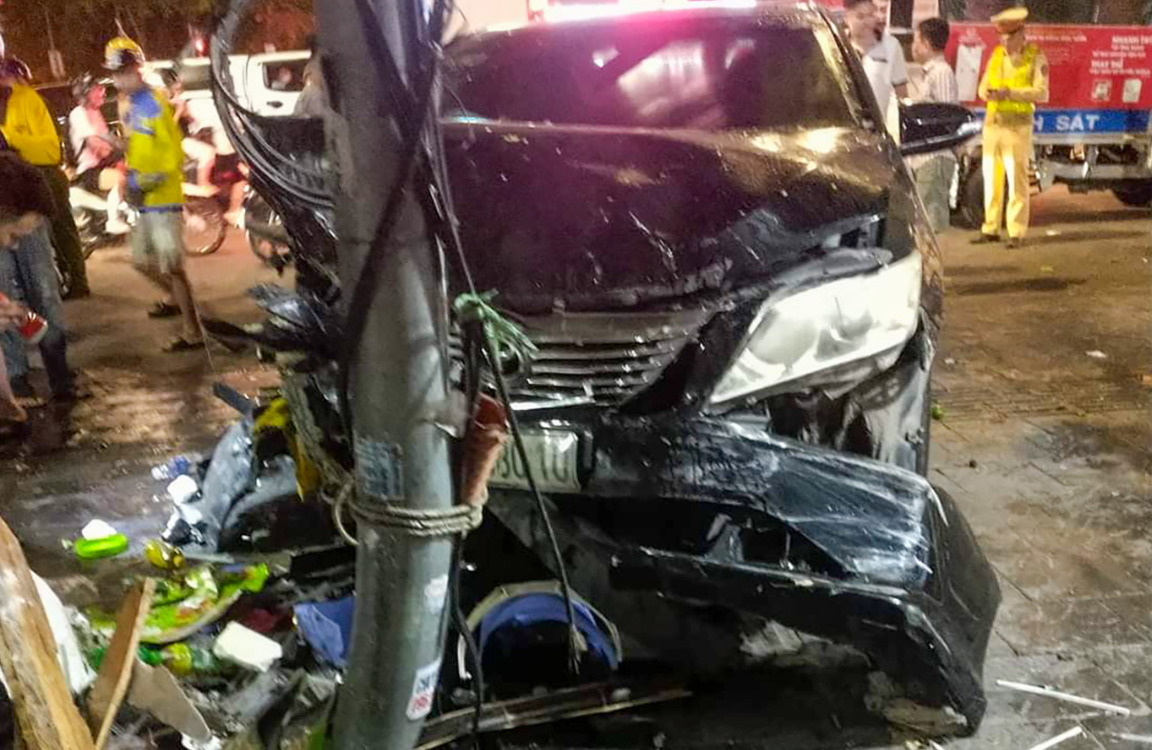 Nguyên nhân ô tô lao lên vỉa hè khiến 4 người thương vong ở Hà Nội - Ảnh 3