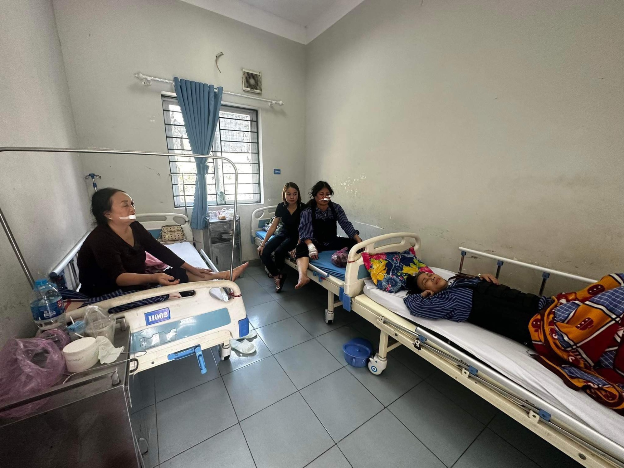 Vụ tai nạn khiến 15 người thương vong ở Lạng Sơn: Nhiều nạn nhân hoảng loạn, không nhớ nổi địa chỉ nhà - Ảnh 2
