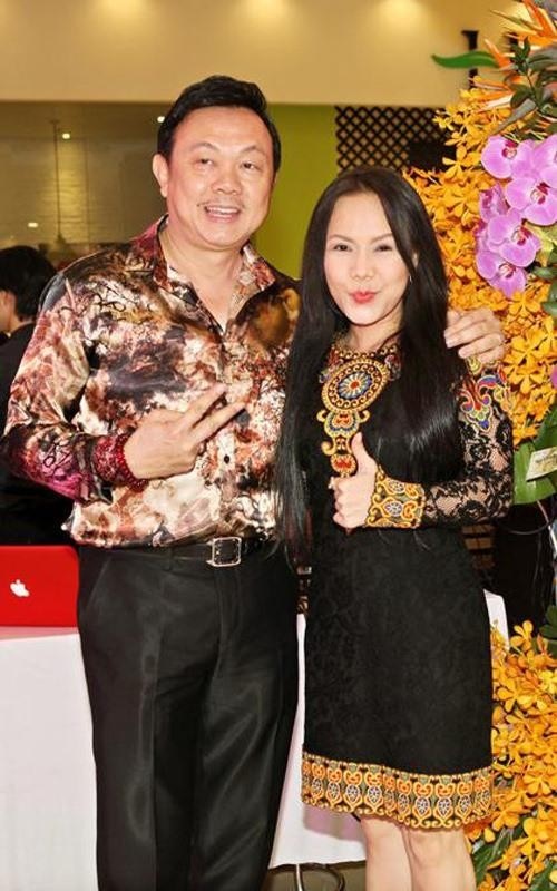 Danh hài Việt Hương tiết lộ lí do sẽ không làm đám giỗ đầu cho ca sĩ Phi Nhung vào thời gian tới  - Ảnh 3