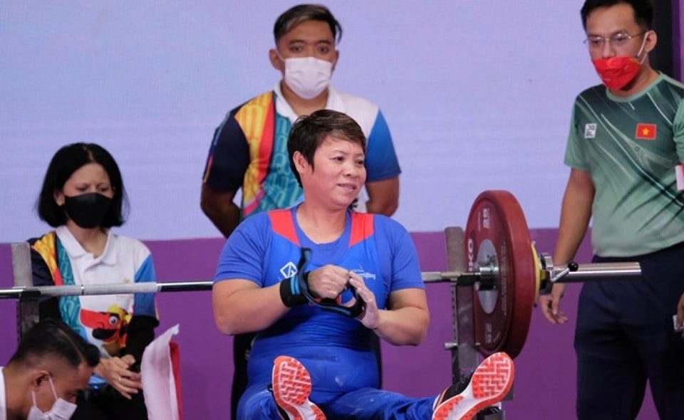 Nữ đô cử Châu Hoàng Tuyết Loan giành HCV, phá kỷ lục ASEAN Para Games 12   - Ảnh 1
