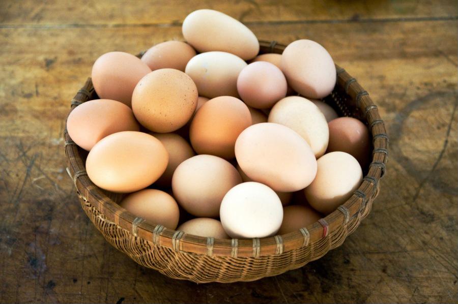 Cách bảo quản trứng gà, trứng vịt ăn dần suốt vài tháng - Ảnh 2