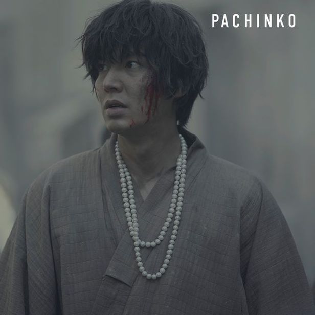 Lee Min Ho tiếp tục xuất hiện lạ lẫm, gây chú ý với cú lột xác ngoạn mục trong tác phẩm Pachinko - Ảnh 1