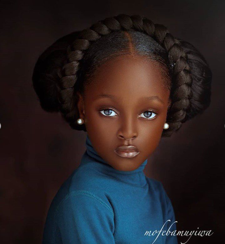 Cô bé Châu Phi sở hữu nhan sắc phá vỡ mọi quy chuẩn về cái đẹp của thế giới gây tiếc nuối với nhan sắc hiện tại - Ảnh 3