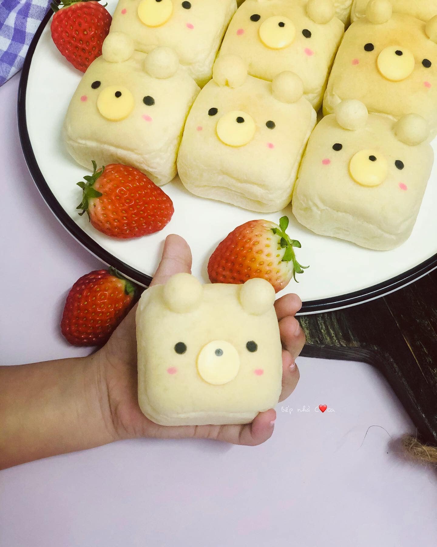 Mẹ đảm mách chị em cách làm bánh mỳ hoạt hình siêu cute khiến các bé mê tít - Ảnh 12
