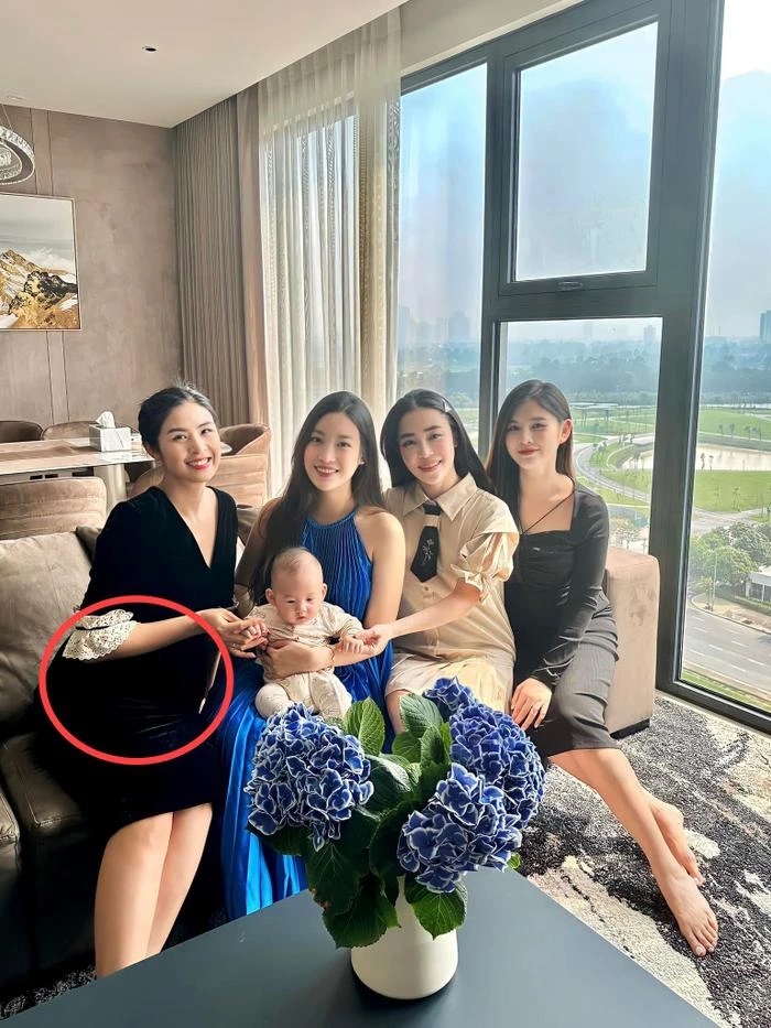 Trong 1 bức ảnh, netizen 'soi' có đến 2 nàng hậu vướng nghi vấn đang mang thai? - Ảnh 4