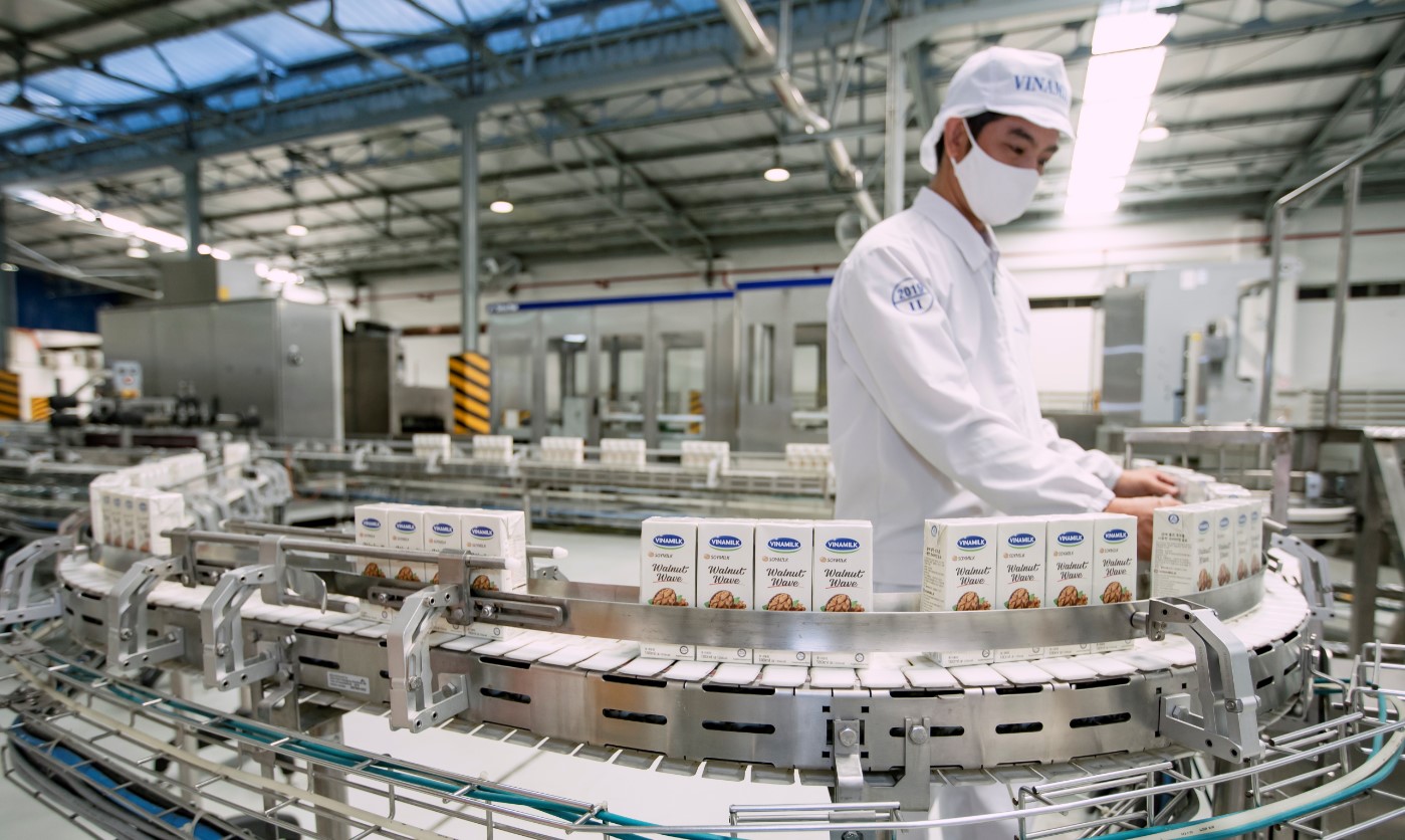 Hệ thống ‘khủng’ 13 nhà máy là nội lực giúp Vinamilk duy trì vị trí dẫn đầu thị trường sữa nhiều năm liền - Ảnh 7