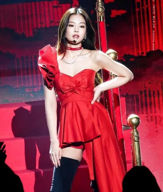 10 idol nữ đẹp chuẩn quý tộc: Irene là cực phẩm, Jennie thở thôi cũng sang chảnh - Ảnh 22