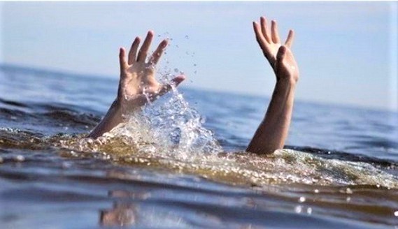Vụ 7 du khách đuối nước khi tắm biển ở Phan Thiết: 1 nạn nhân đã tử vong - Ảnh 2