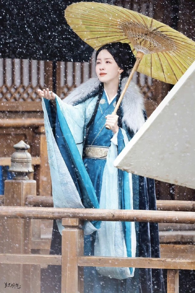Trần Đô Linh chính thức có vai nữ chủ đầu tiên sau thời gian làm 'nữ phụ cameo soán ngôi nữ chính' - Ảnh 3