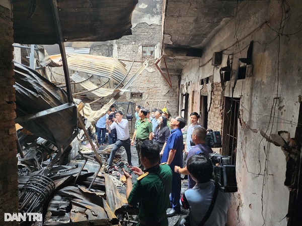 Công an TP Hà Nội bác bỏ thông tin 21 người tử vong trong vụ cháy nhà trọ ở Trung Kính - Ảnh 5