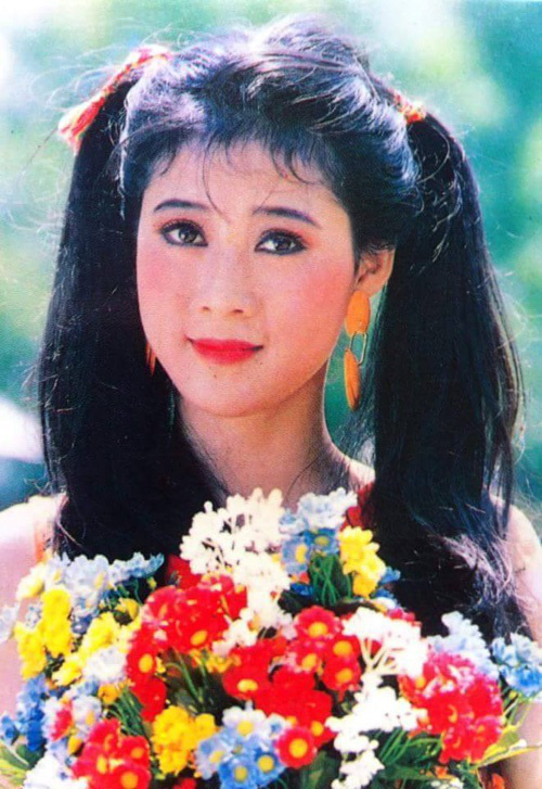 Nhan sắc và cuộc sống của những “Nữ hoàng ảnh lịch Việt' một thời, giờ ra sao? - Ảnh 6