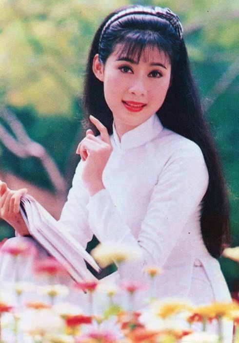 Nhan sắc và cuộc sống của những “Nữ hoàng ảnh lịch Việt' một thời, giờ ra sao? - Ảnh 9