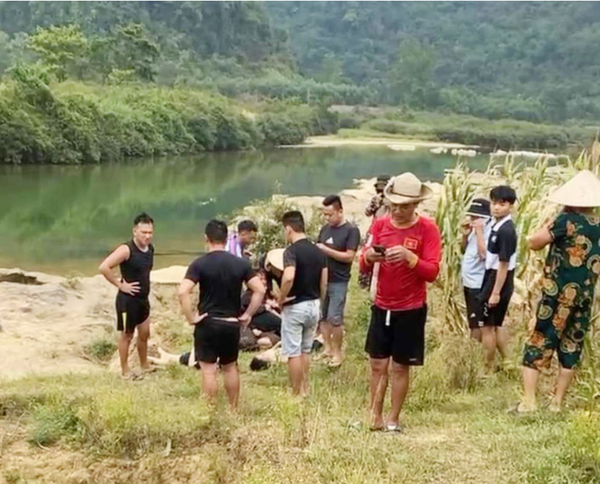 Đi tắm suối tránh nóng, 3 học sinh ở Quảng Bình bị đuối nước thương tâm - Ảnh 1