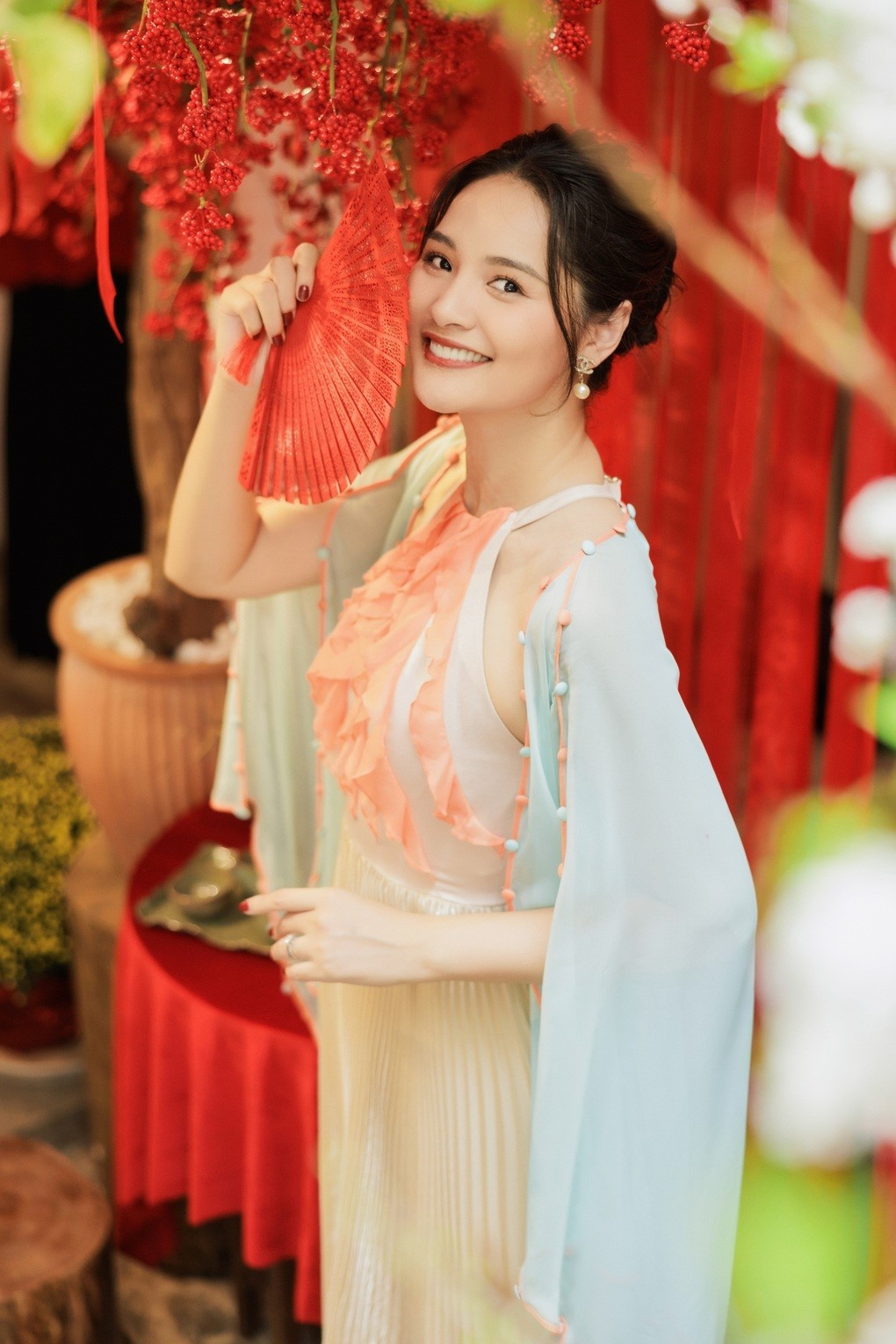 Một hoa hậu Việt từng được bình chọn đẹp nhất châu Á: Kết hôn khi đang đỉnh cao sự nghiệp, sắc vóc hiện tại gây chú ý! - Ảnh 3