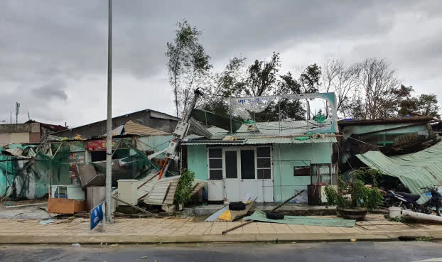 Thiệt hại do bão số 9: 57 người qua đời và mất tích, gần 100.000 nhà hư hại - Ảnh 1