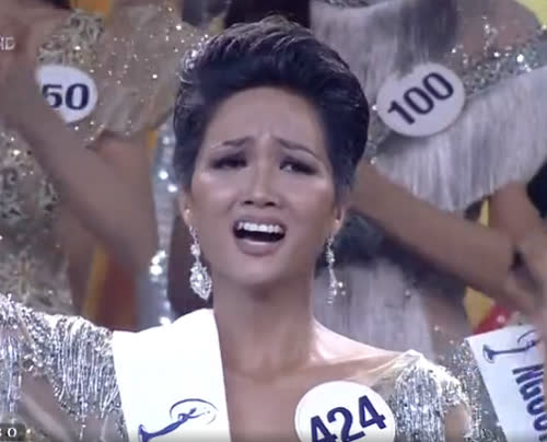 Hành động đầu tiên của H’Hen Niê sau khi đăng quang Hoa hậu Hoàn vũ Việt Nam khiến nhiều người ngỡ ngàng - Ảnh 4