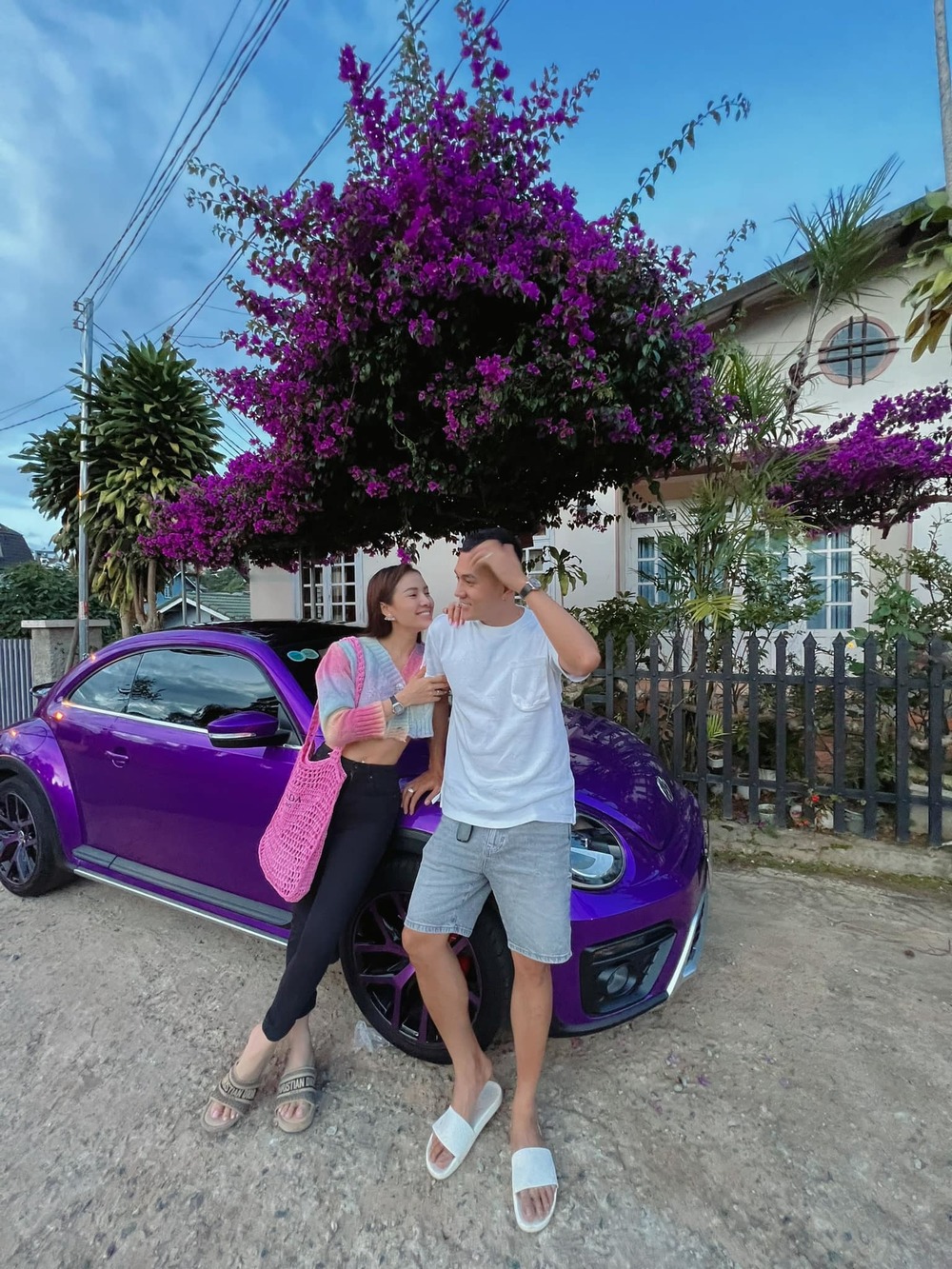 Sau đám cưới tiền tỷ, cặp vợ chồng Phương Trinh Jolie - Lý Bình tiếp tục 'chốt đơn' xe hơi đắt đỏ - Ảnh 5