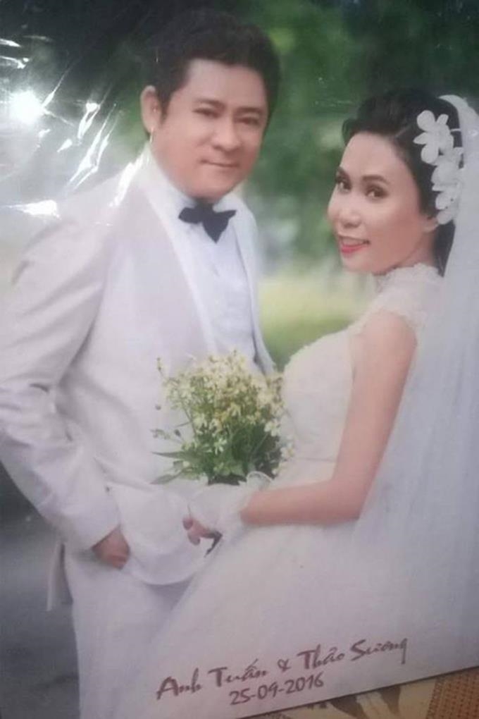 'Nam thần màn ảnh một thời' Huỳnh Anh Tuấn: Từng sở hữu góc nghiêng 'cực phẩm', bị 'phá tướng' ở tuổi U60 nhưng vẫn đắt show, hôn nhân kín tiếng - Ảnh 13