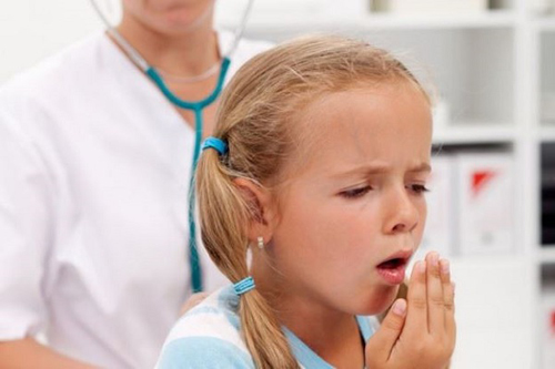 Viêm họng là căn bệnh thường thấy ở trẻ nhỏ và những cách giúp ba mẹ giảm nỗi lo âu về những cơn ho của con trẻ - Ảnh 3