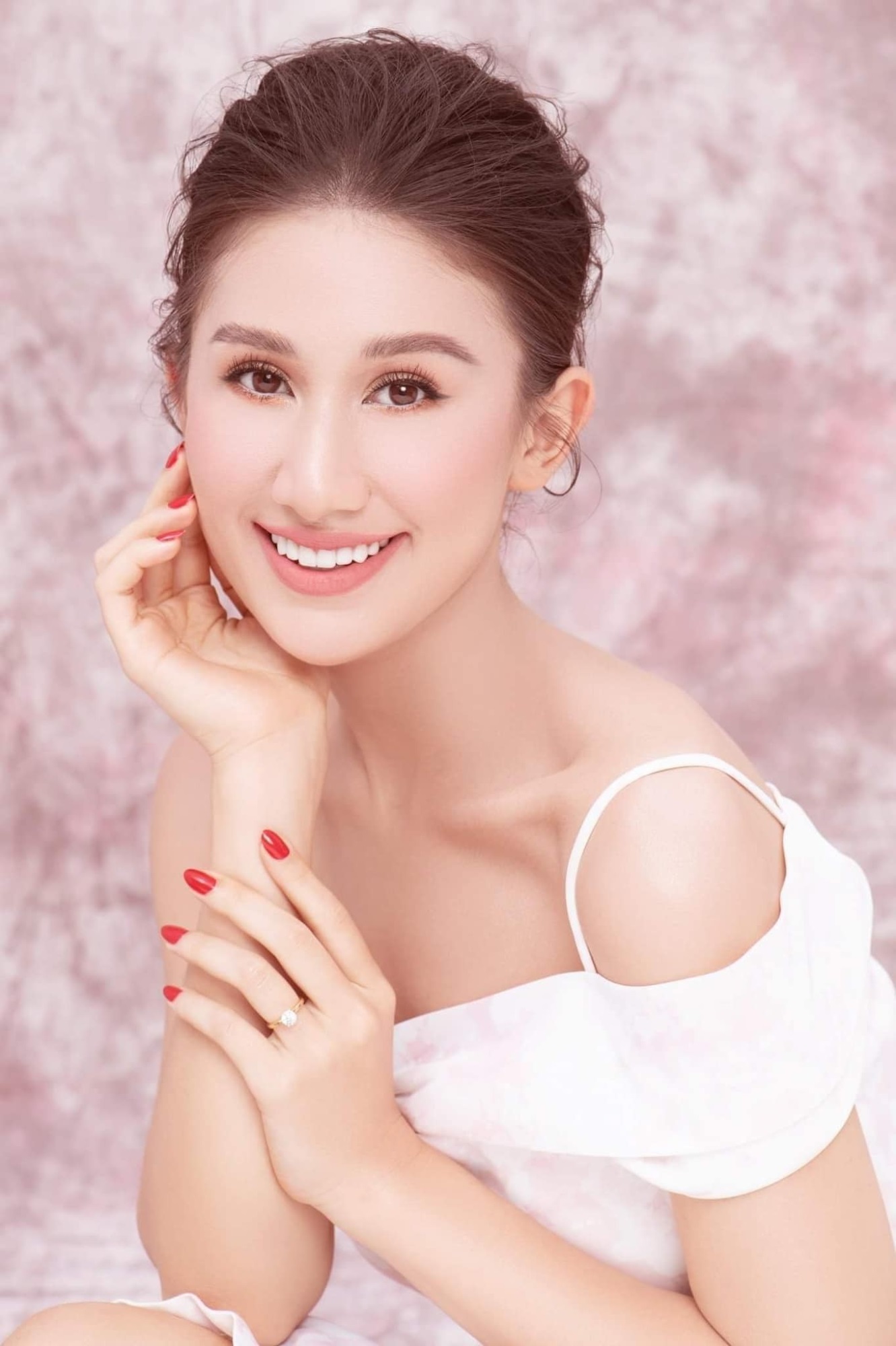 Dư luận bàng hoàng, xót xa trước thông tin 'bông hồng lai' của Hoa hậu Hoàn vũ Việt Nam 2019 đột ngột qua đời ở tuổi 26 - Ảnh 2