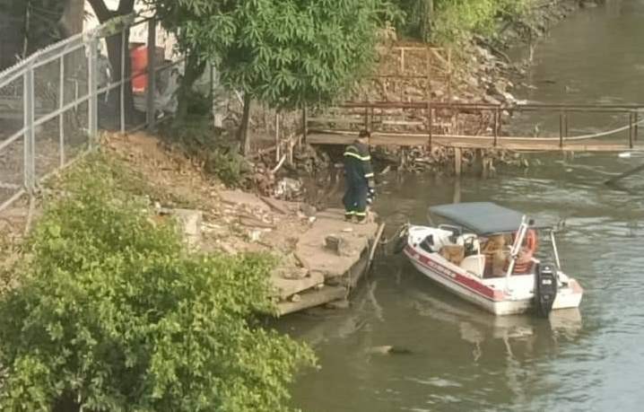 Người dân hốt hoảng phát hiện thi thể nữ giới không có áo, nổi trên sông Đồng Nai: Đã xác minh được danh tính - Ảnh 1
