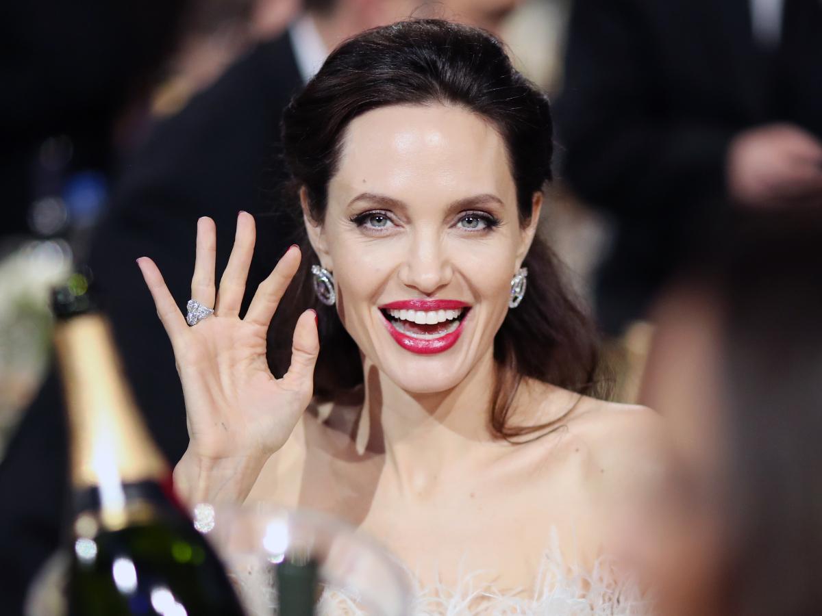 Cùng đi tìm ai là nhân vật phản diện đẹp nhất trong loạt bom tấn Hollywood đình đám, Angelina Jolie chưa phải là đỉnh nhất - Ảnh 2