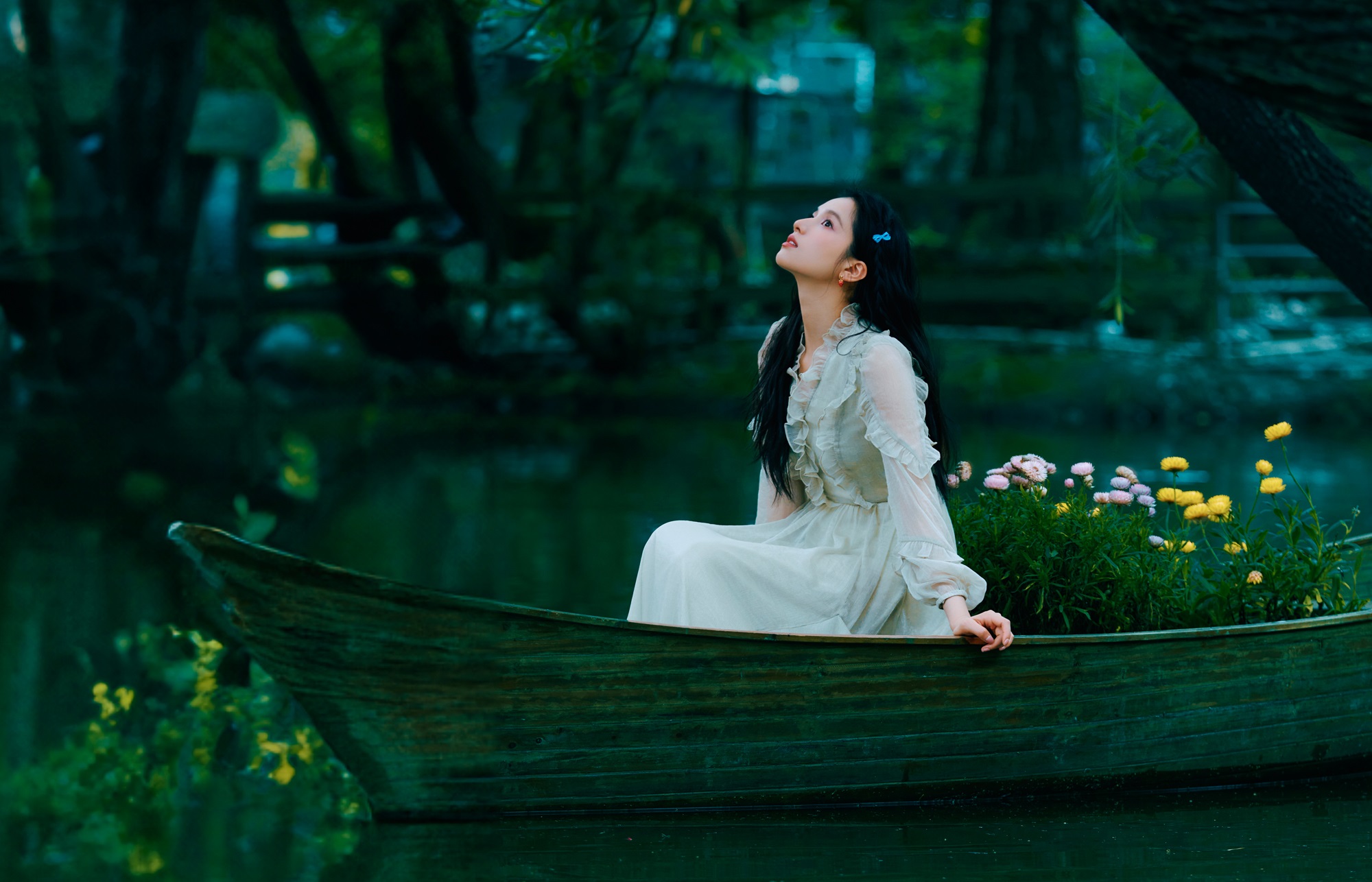 'Con gái cưng của Châu Tấn' Trương Tịnh Nghi 'gây bão' với bộ ảnh mỹ nhân cổ trang  - Ảnh 7