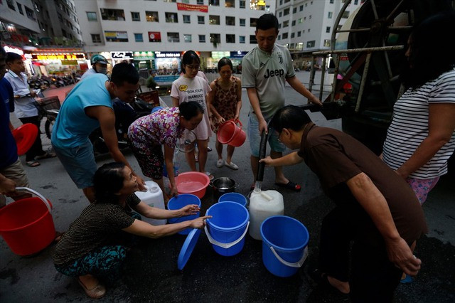 Giá nước sạch ở Hà Nội dự kiến tăng mạnh từ tháng 7/2023, tiếp tục tăng vào 2024 - Ảnh 2