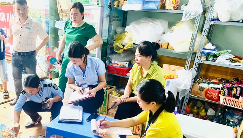 Lào Cai: Lớp học có 5 em học sinh ngộ độc nghi do trà sữa tự pha - Ảnh 1