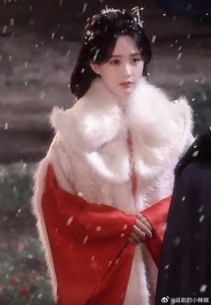 'Chị gái' Bạch Lộc gây sốt với nhan sắc tuyệt mỹ giữa trời tuyết trong Vân Tú Hành - Ảnh 2