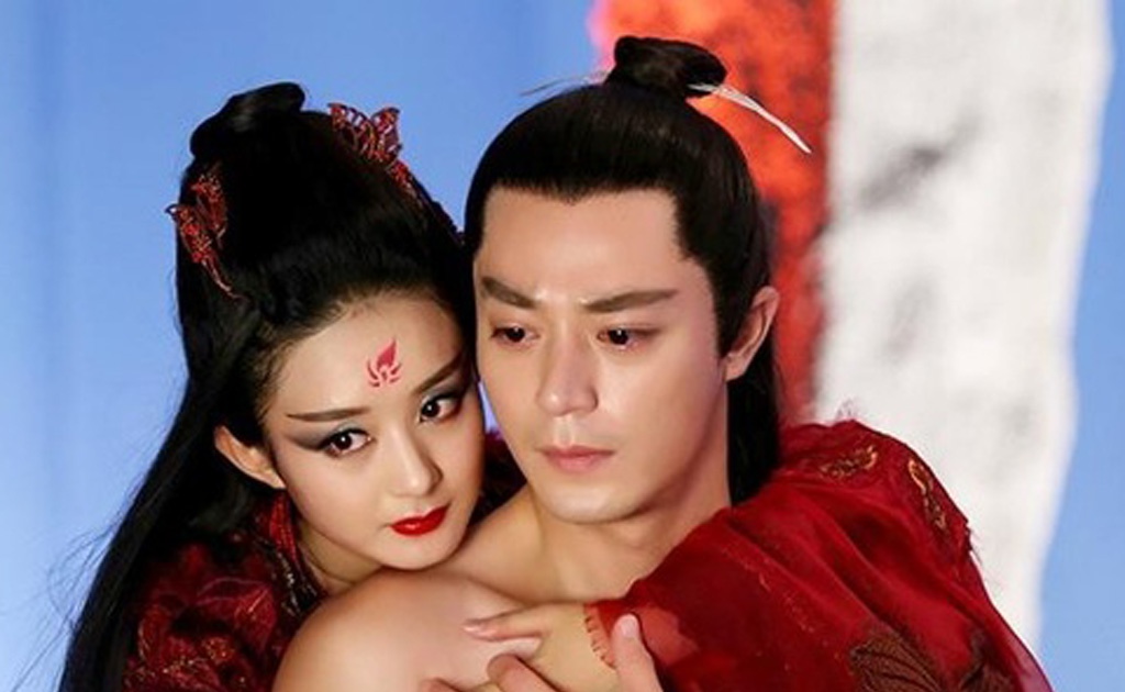 Mặc Hán phục đẹp không thua kém Hoắc Kiến Hoa, netizen tiếc nuối vì không được chứng kiến cặp đôi Tiêu Chiến - Triệu Lệ Dĩnh trong Hoa Thiên Cốt - Ảnh 1