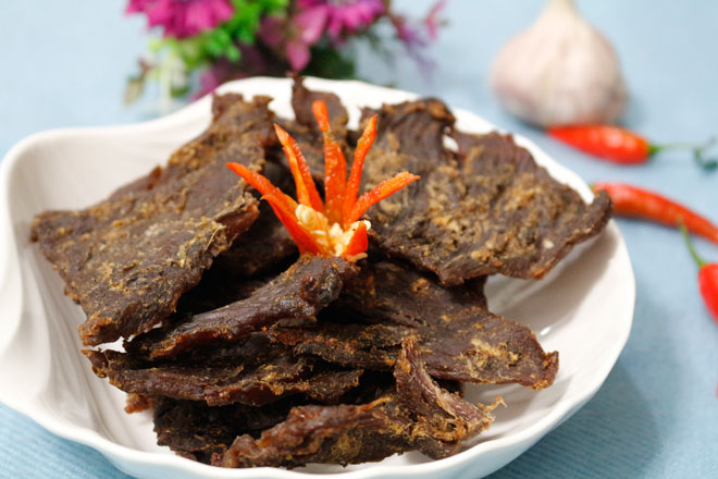 Cách làm thịt bò khô kiểu Hồng Kông thơm cay, dai ngọt để dành ăn Tết - Ảnh 3