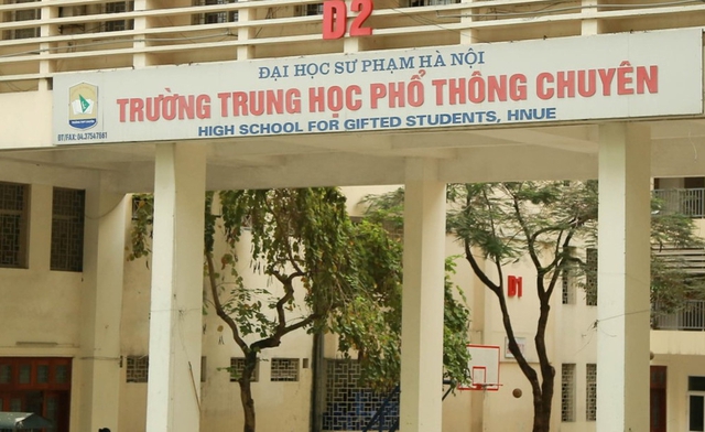 NÓNG: 3/4 trường chuyên hot nhất Hà Nội công bố chỉ tiêu tuyển sinh vào lớp 10 năm học 2023 - 2024 - Ảnh 3
