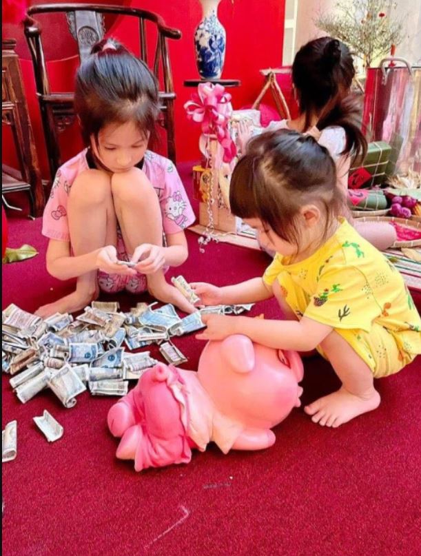 Soi giới nhà giàu Việt dạy con: 3 tháng tuổi đọc sách, dùng tiền tiết kiệm đầu tư, nuôi con hết 100 triệu/tháng nhưng không để con biết mình giàu - Ảnh 6