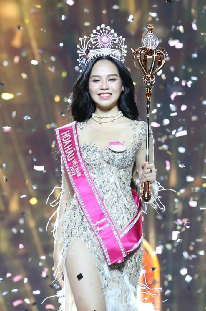 Lộ diện em gái tài năng của Tân HHVN 2022 Huỳnh Thị Thanh Thủy, tiết lộ một chuyện về chị gái khi tham gia cuộc thi nhan sắc - Ảnh 1