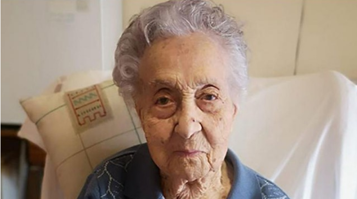 Cụ bà 116 tuổi, trí nhớ cực minh mẫn: “Chìa khóa trường thọ” chỉ nhờ 2 bí quyết đơn giản này - Ảnh 3