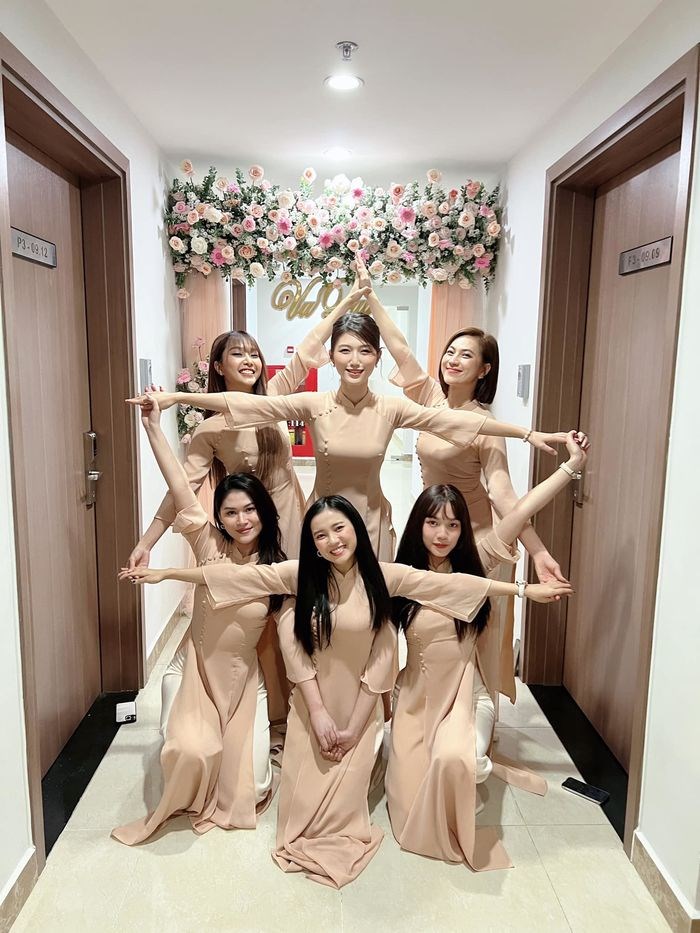 'Thánh nữ Bolero' Jang Mi bất ngờ tổ chức đám cưới: Cô dâu xinh đẹp trong tà áo dài trắng, dàn phù dâu 'siêu chất lượng' - Ảnh 5