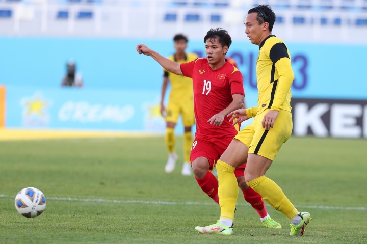 U23 Việt Nam vượt U23 Thái Lan, vào tứ kết U23 châu Á: HLV Gong quá đỉnh! - Ảnh 1