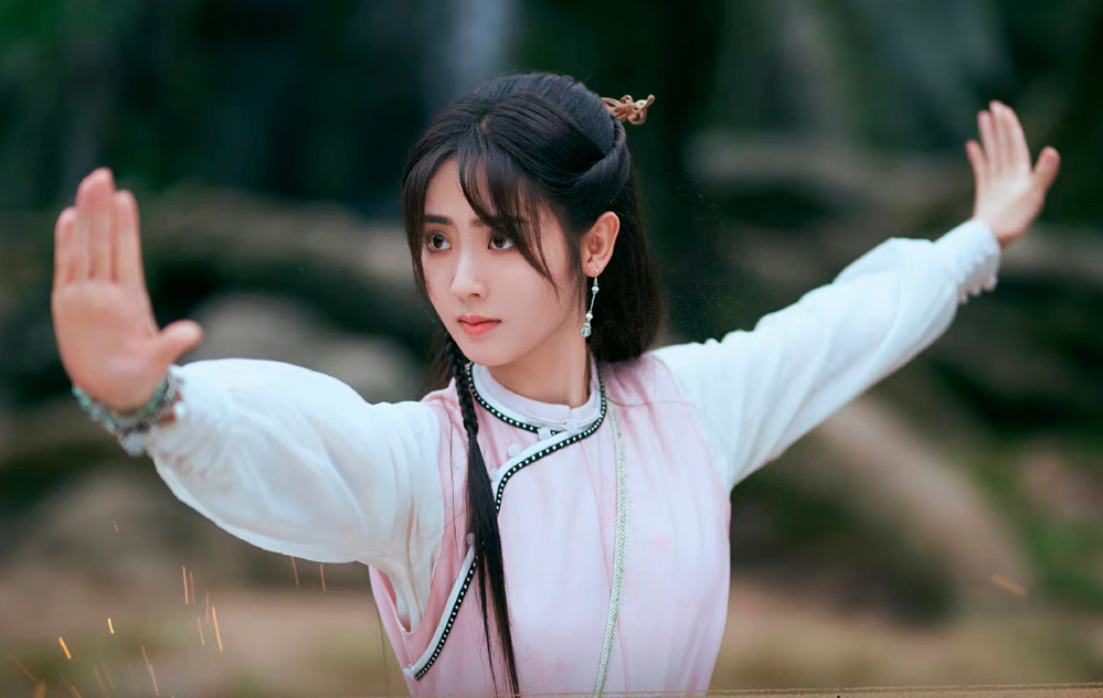 Tin vui cho fan phim võ thuật xứ Trung, 'Phi hồ ngoại truyện' 2022 được khen ngợi nức nở vì cảnh võ thuật chân thật  - Ảnh 2