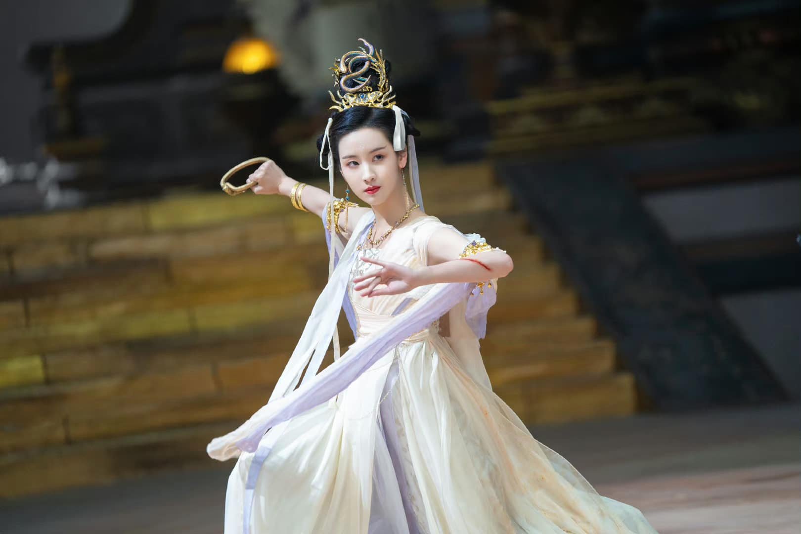 'Thánh nữ Thiên Hoan' Trần Đô Linh phải xem chương trình phổ cập pháp luật để vào vai phản diện của Trường Nguyệt Tẫn Minh - Ảnh 1