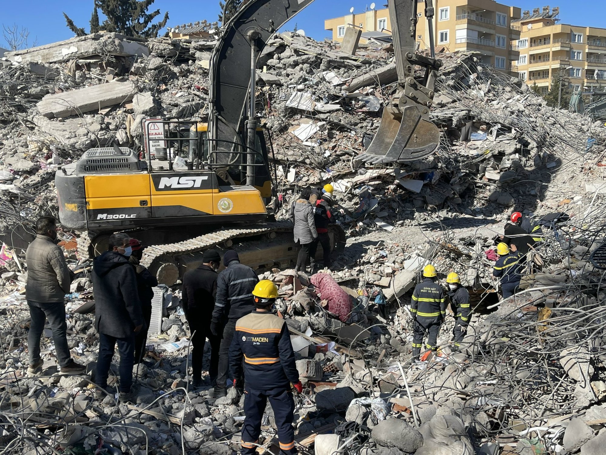 Tâm sự của đại úy công an tại hiện trường thảm họa động đất ở Thổ Nhĩ Kỳ - Ảnh 1