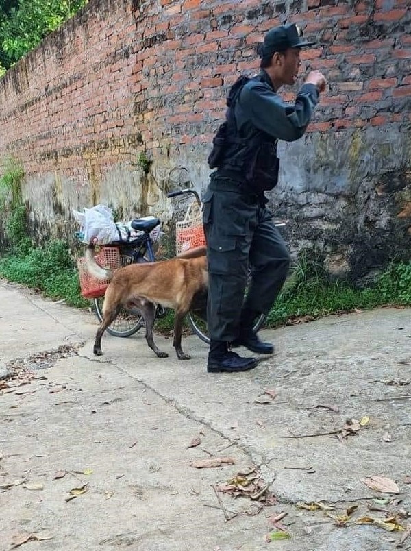 Vụ cô gái mất tích bí ẩn hơn 2 tháng ở Hà Nội: Tìm kiếm tại địa điểm nhà bạn trai cũ, lực lượng chức năng mang chó nghiệp vụ cùng tiến hành - Ảnh 2