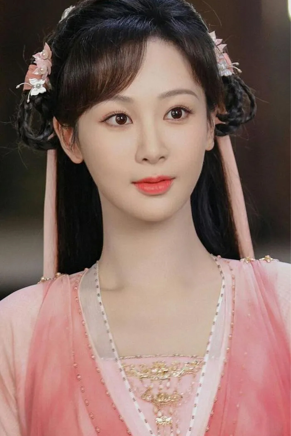 Xôn xao tin đồn Nữ thần Kim Ưng 2022 sẽ gọi tên Triệu Kim Mạch: 'nữ thần' trẻ măng và sống sạch hơn Dương Tử? - Ảnh 2