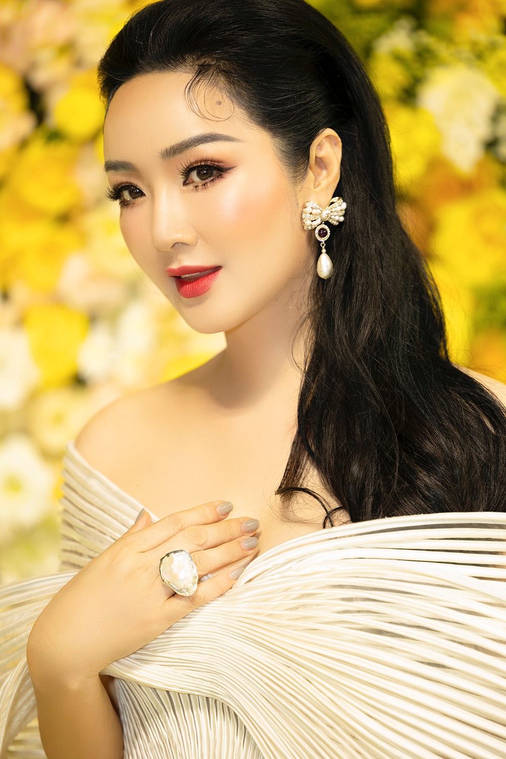 Mẹ ruột Hoa hậu Giáng My: Một thời là Hoa khôi Nhạc viện Hà Nội, tuổi U80 gu thời trang vẫn sang chảnh - Ảnh 8