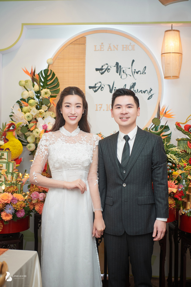 Hoa hậu Đỗ Mỹ Linh tự xô đổ hình tượng khi cùng chồng chủ tịch đi vãn cảnh chùa - Ảnh 1