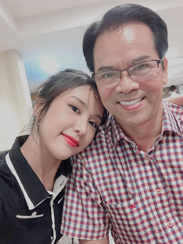 Con gái út xinh đẹp của NSND Trần Nhượng: Nổi tiếng trên mạng xã hội, là diễn viên nối nghiệp bố, học vấn khủng - Ảnh 2