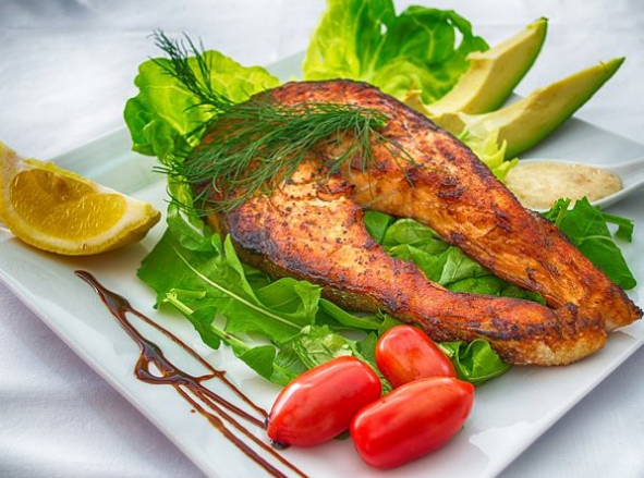 12 thực phẩm ‘khắc tinh’ giúp phòng chống đột quỵ hiệu quả, ai cũng nên ăn thường xuyên - Ảnh 1