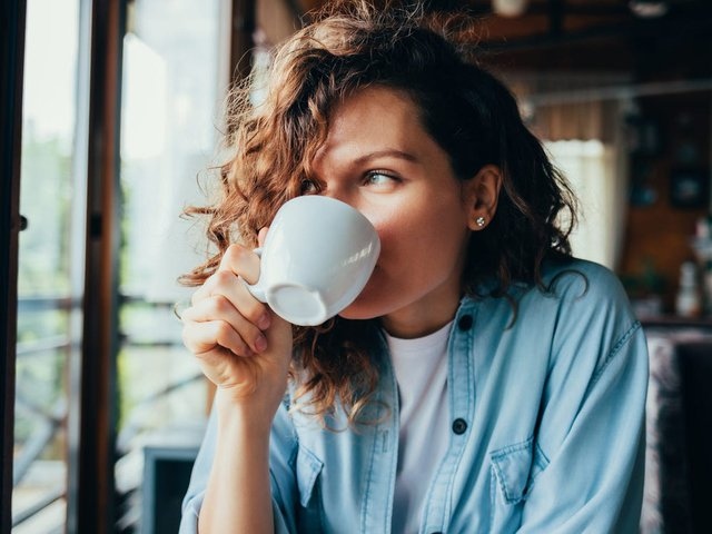 Phát hiện: Số tách trà đen nên uống mỗi ngày để giảm nguy cơ tử vong sớm - Ảnh 1