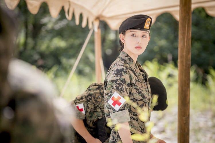 Kim Ji Won - chị đẹp với những vai diễn có cá tính nổi bật, chảnh chọe nhưng lại chiếm hết cảm tình từ mọt phim Hàn - Ảnh 5