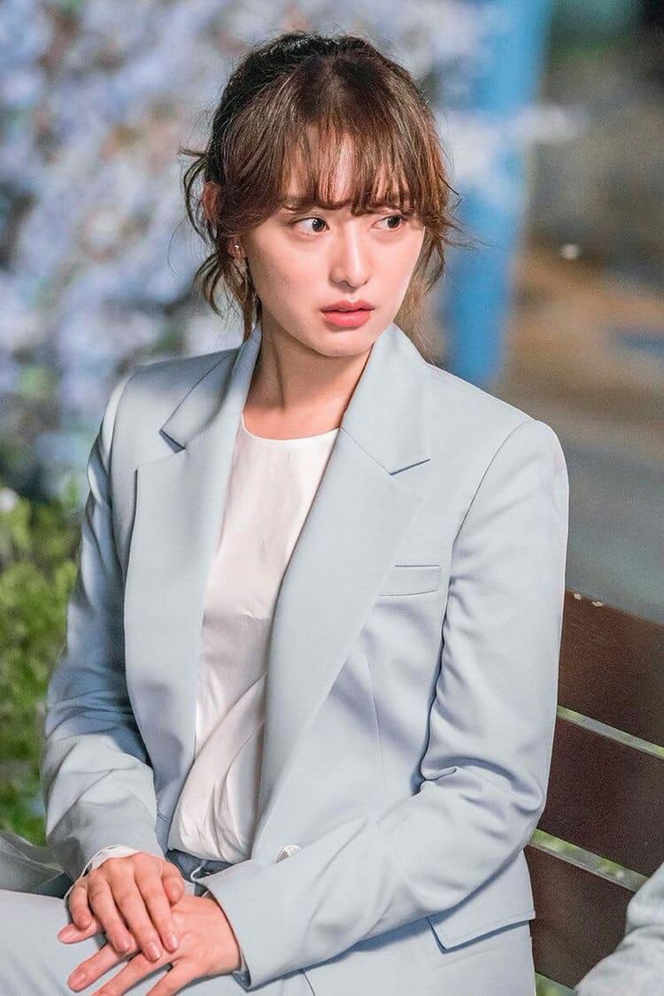 Kim Ji Won - chị đẹp với những vai diễn có cá tính nổi bật, chảnh chọe nhưng lại chiếm hết cảm tình từ mọt phim Hàn - Ảnh 4
